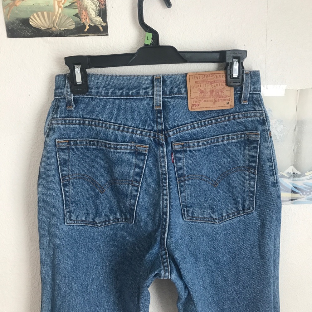 Vintage 90s high waisted Levi’s 550 jeans